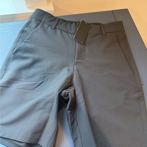 Men's Black UNRL Golf Shorts (Stratford) - Size Small - 29-31 - Picture 1 of 6